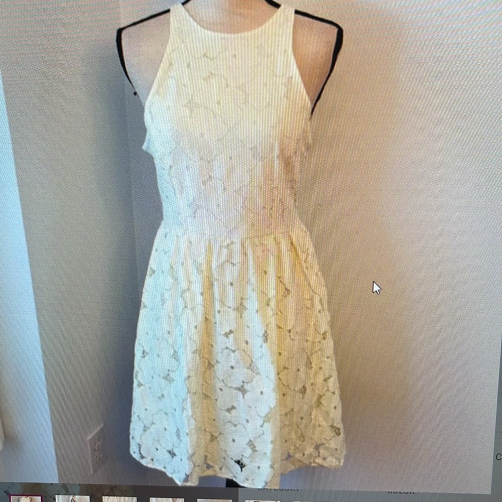 LC Lauren Conrad womens NWT cream lined Floral Lace Fit and Flare Dress 10.